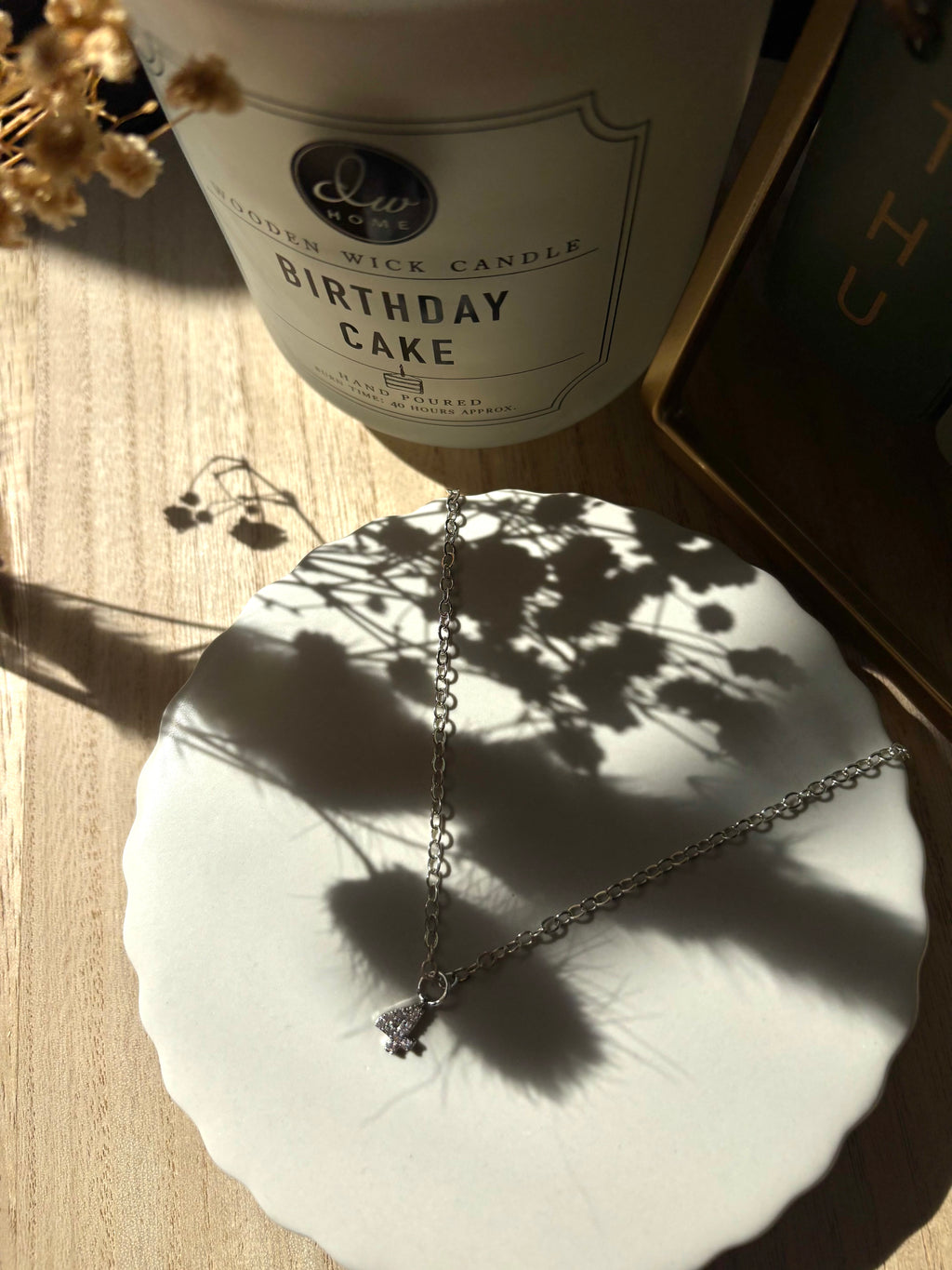 F1 inspired dainty necklace